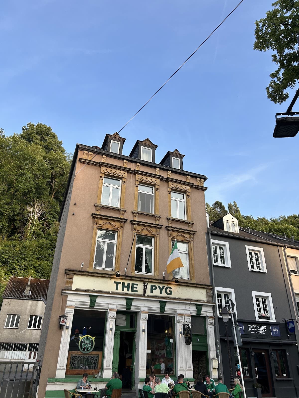 Depuis 1989 - 4