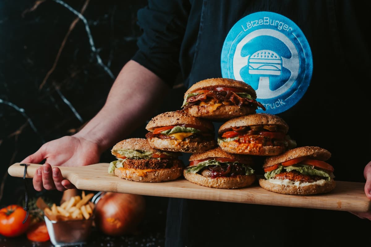 Letzz-eat-burger - 6