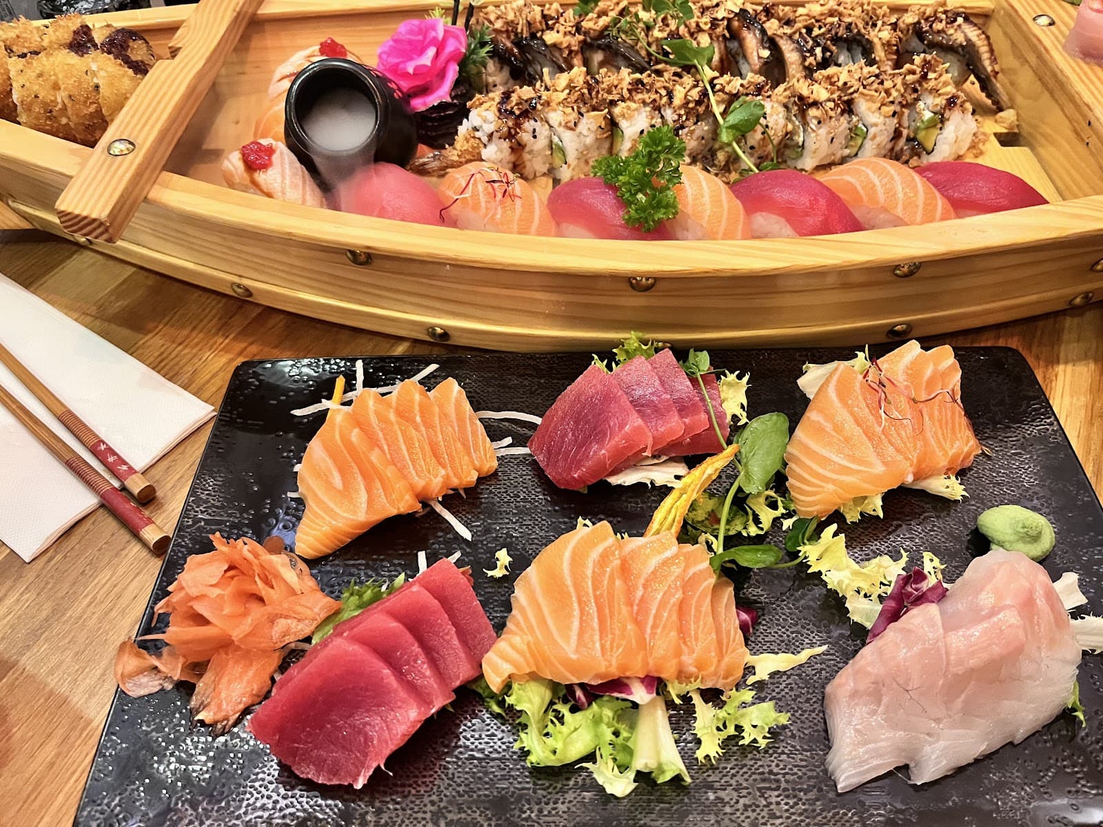 Shall we order a sushi boat? - 4