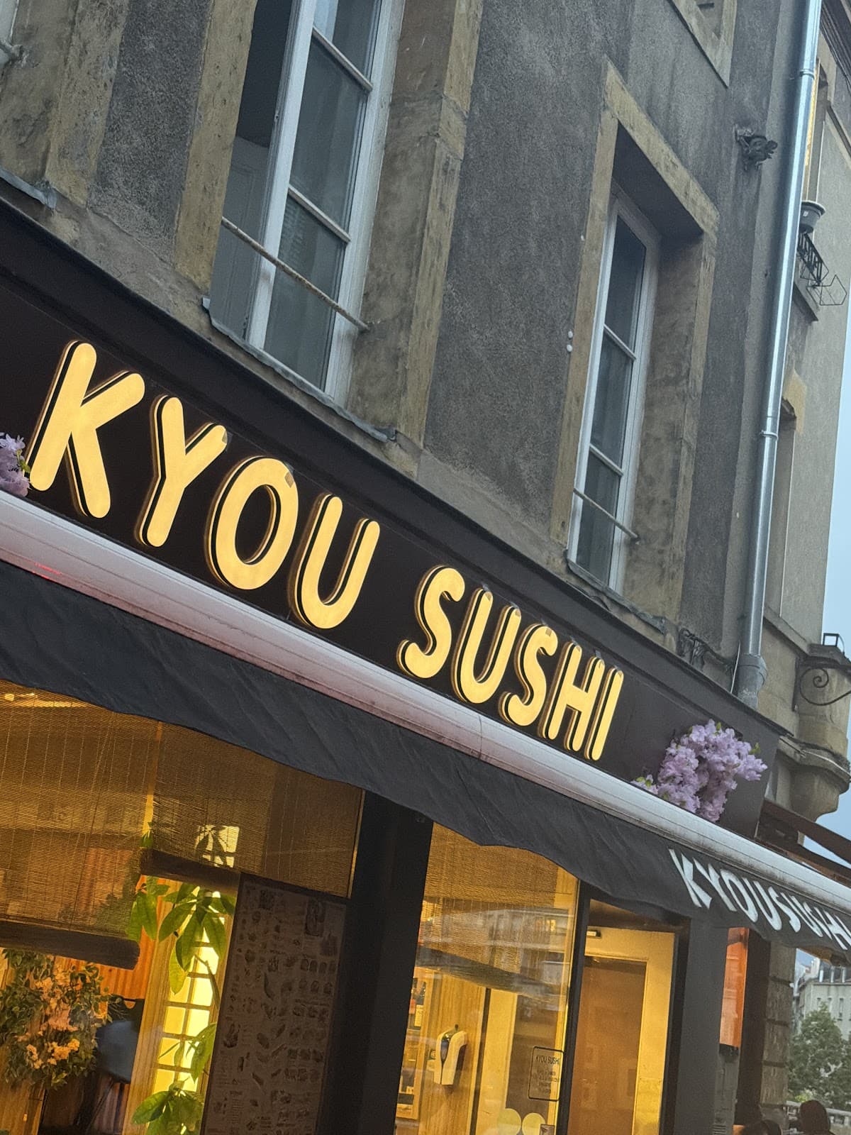 Shall we order a sushi boat? - 6