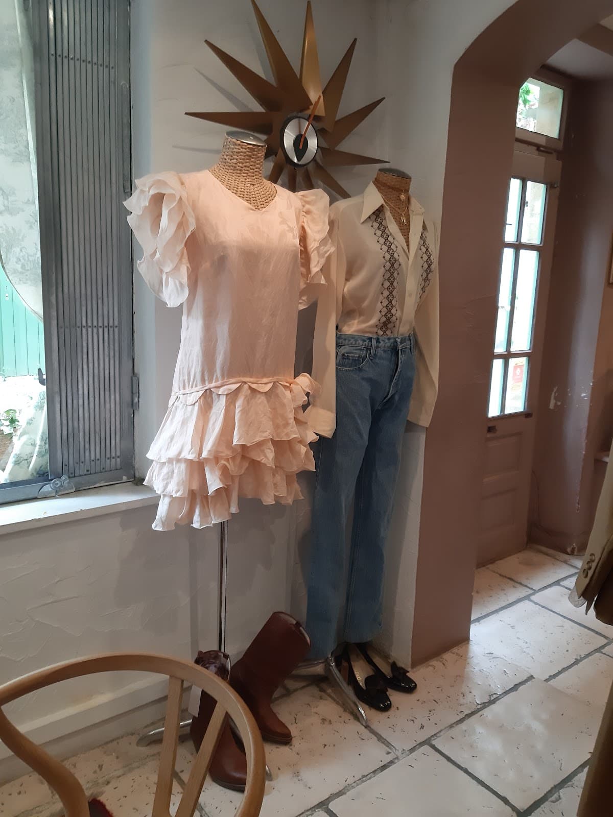 A cutie vintage shop ! - 10