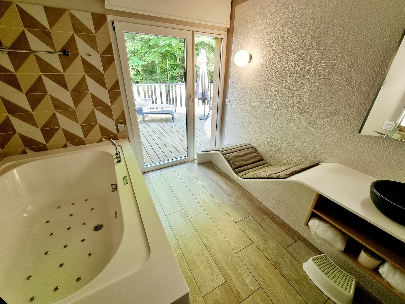Reconnect with nature at Aqua Mundo Center Parcs - 5