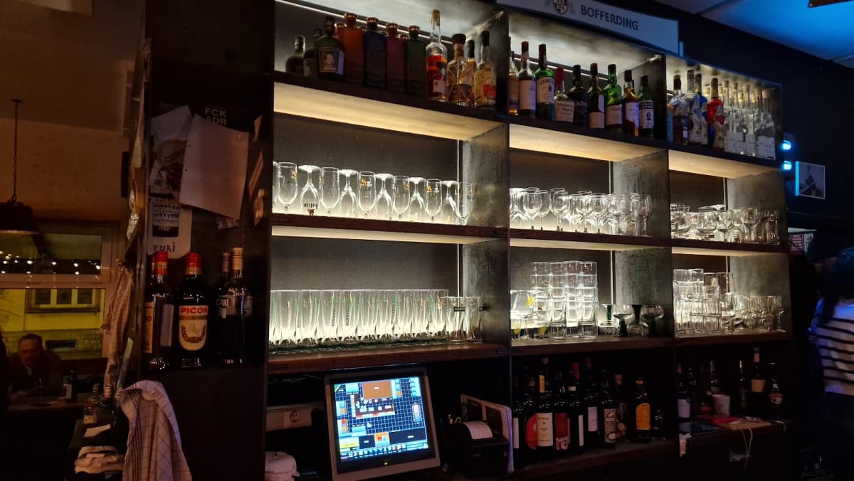 Bistrot de quartier, Chat ou pas Chat ? - 7