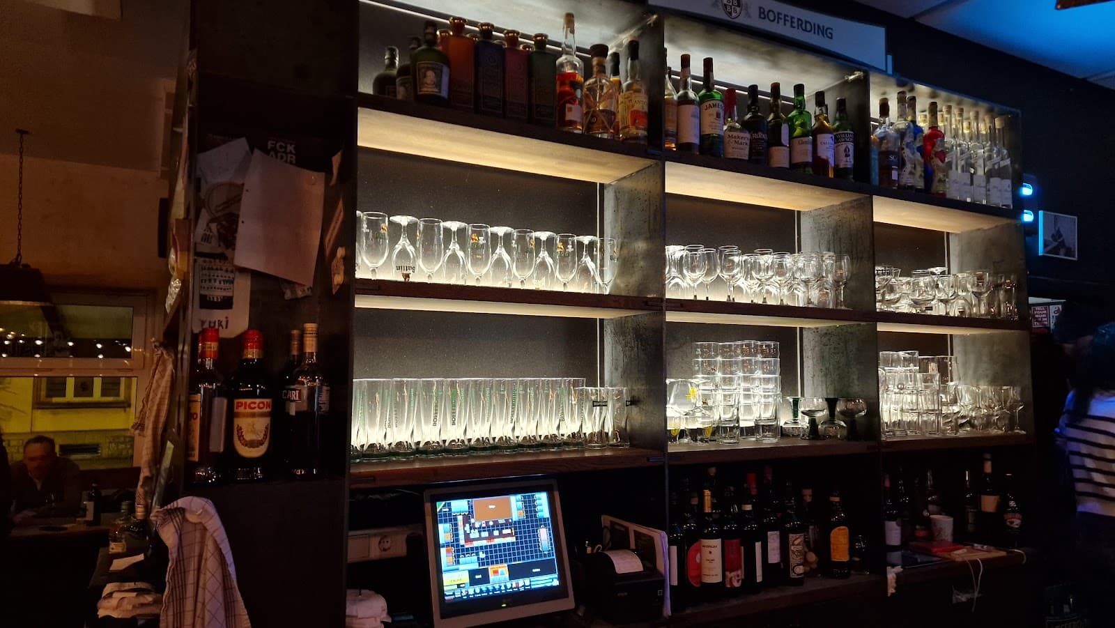 Bistrot de quartier, Chat ou pas Chat ? - 7