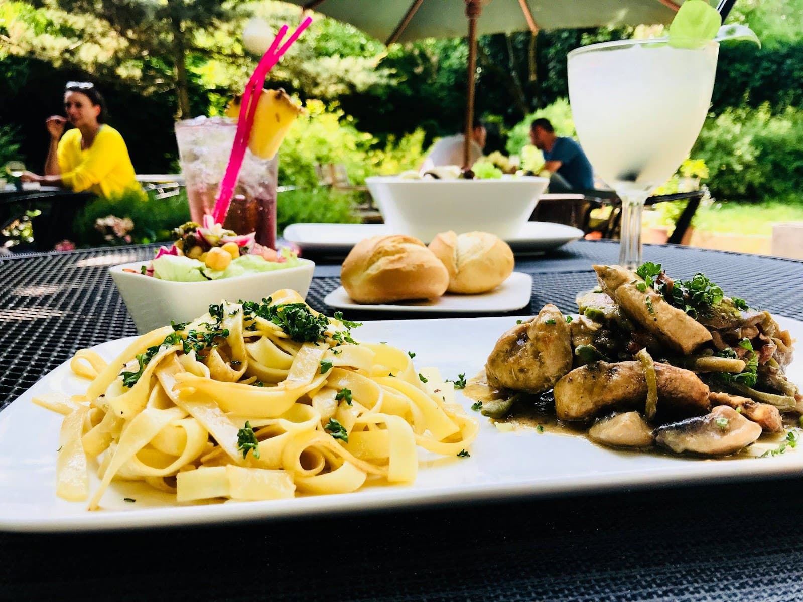 Jungle Cafe - 3