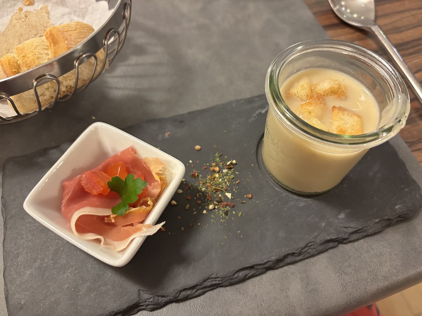 A very chic neighborhood bistro! - 6