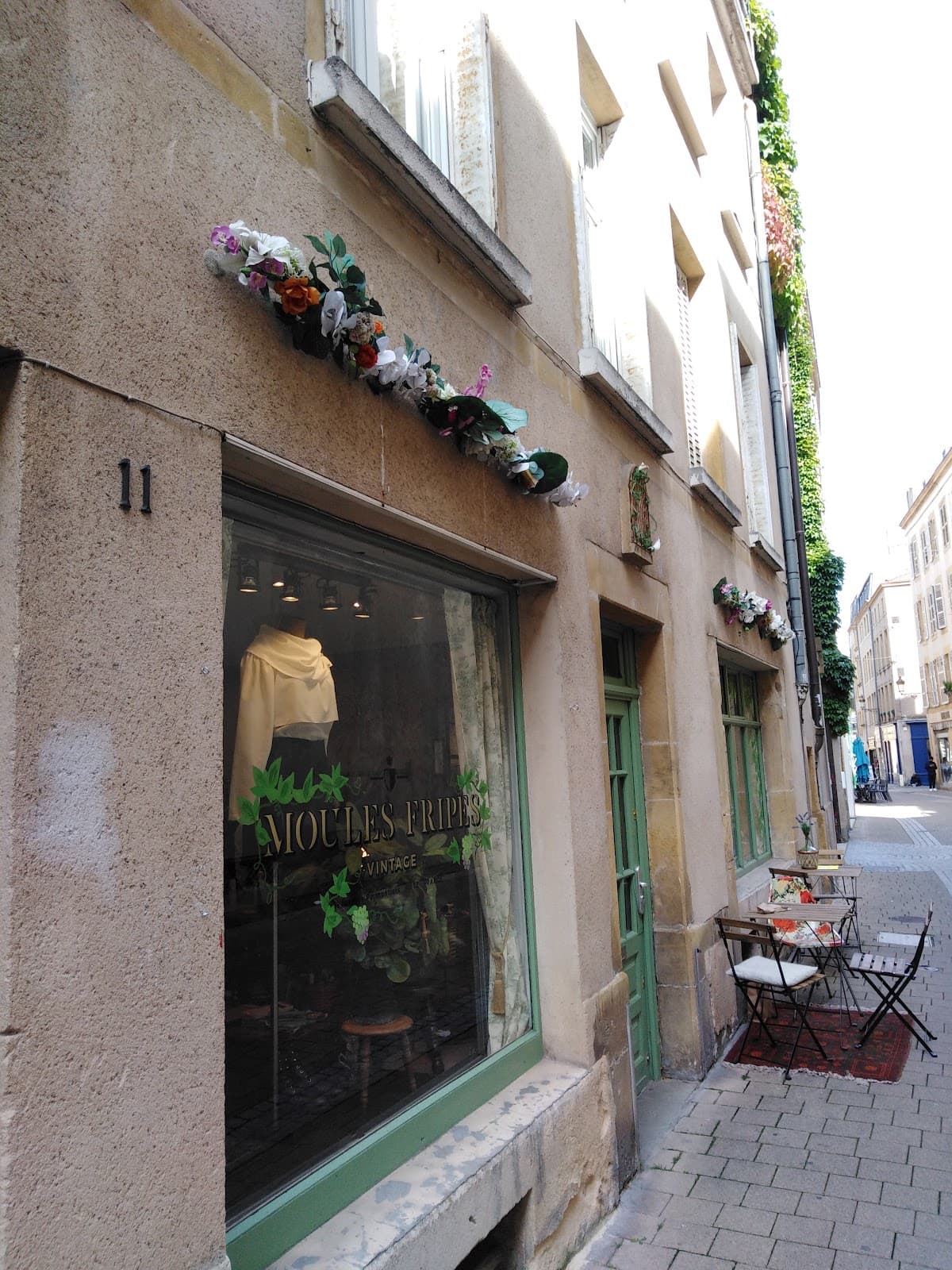 A cutie vintage shop ! - 5