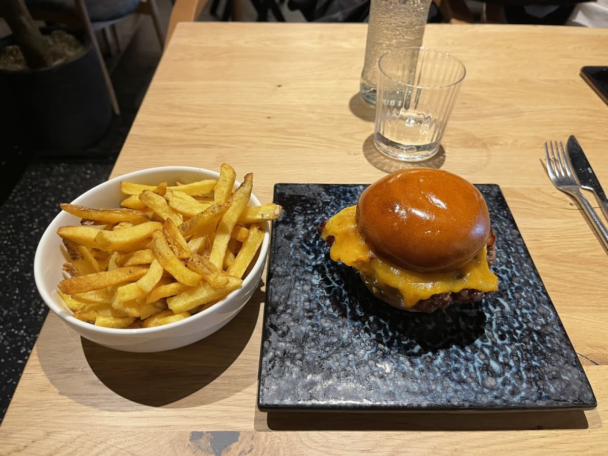 Where Food Meets Party - 4