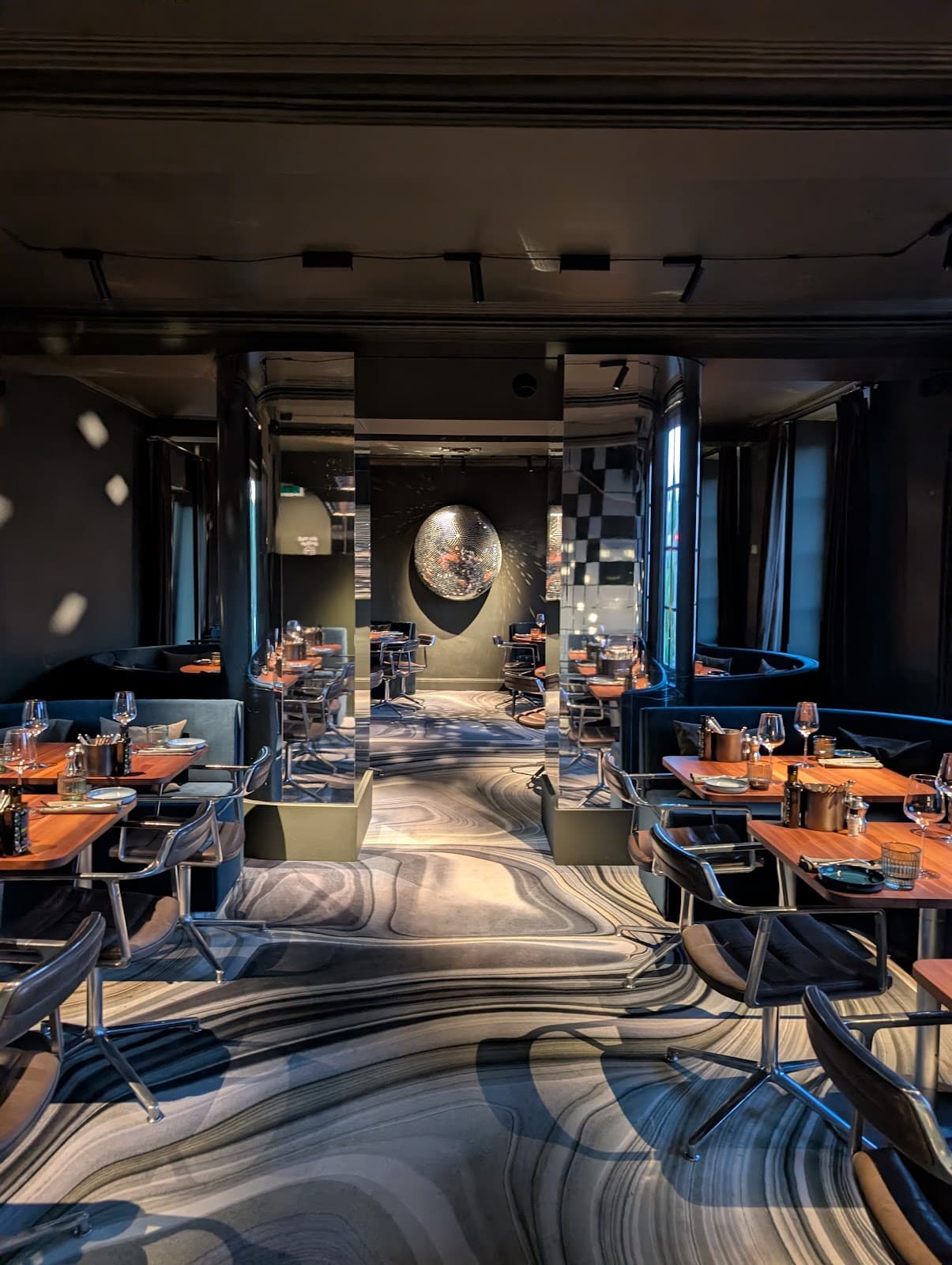 Um Plateau, the trendiest terrace in Luxembourg City - 11