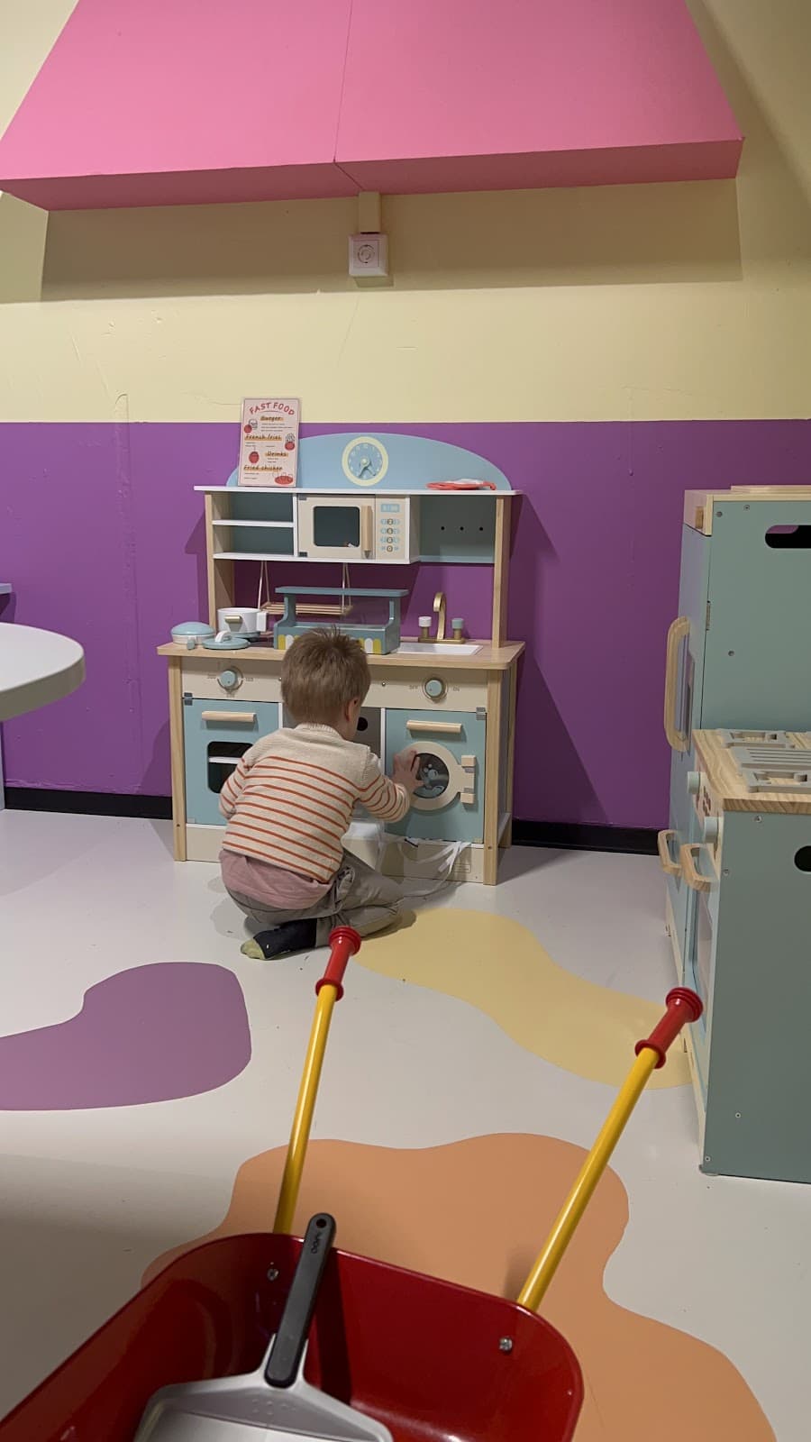 SPILLY : an immersive mini-city for your kids - 9