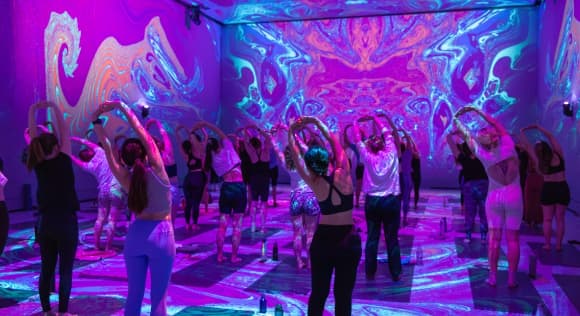 Immersive yoga class