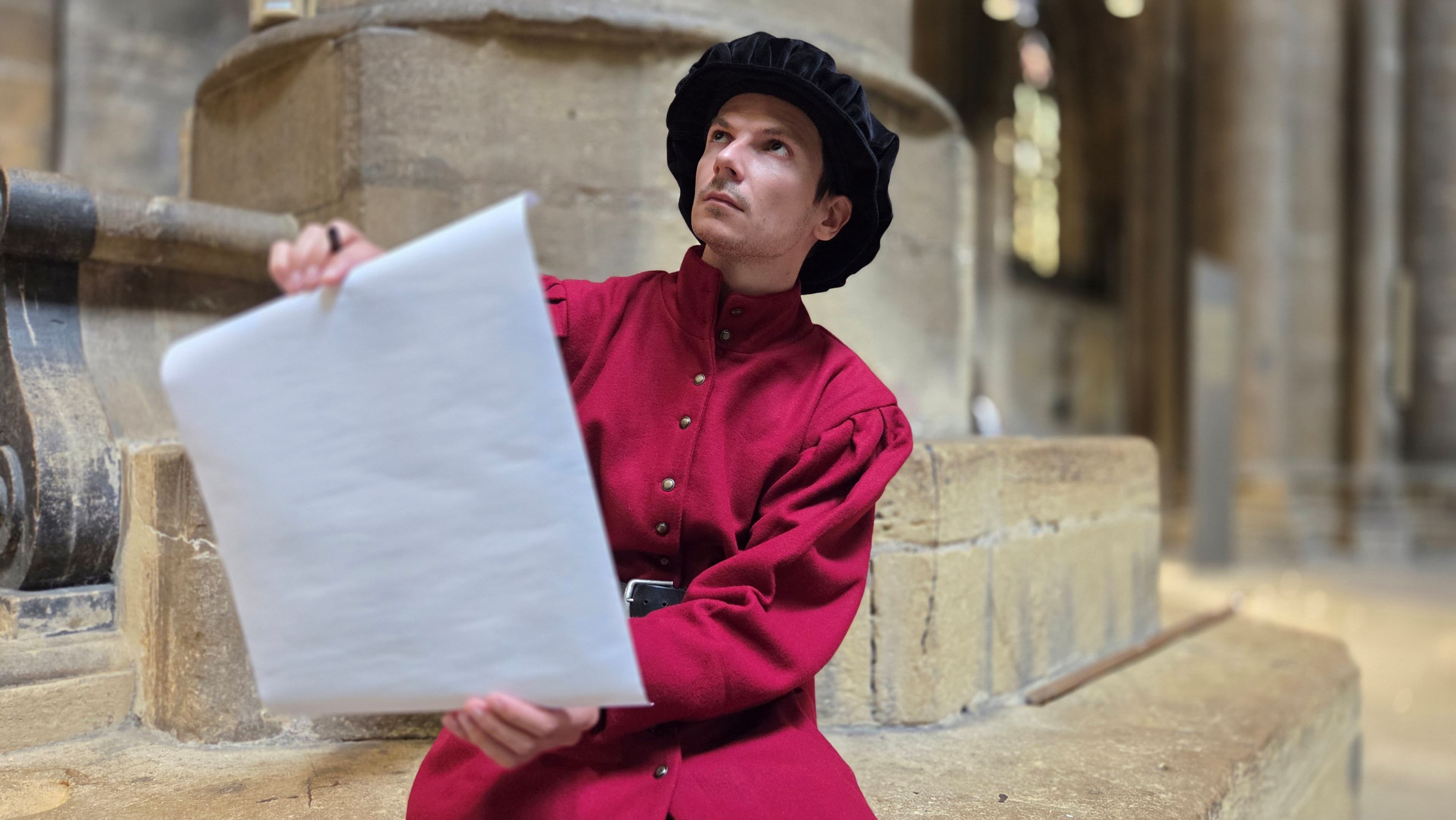 Unusual costumed tour - Cathedral secrets