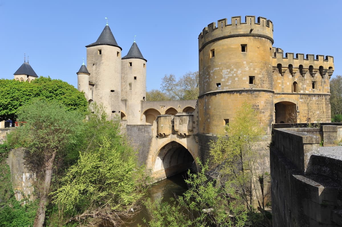 Gate of the Germans and Saint-Maximin Church - Guided tour of Metz