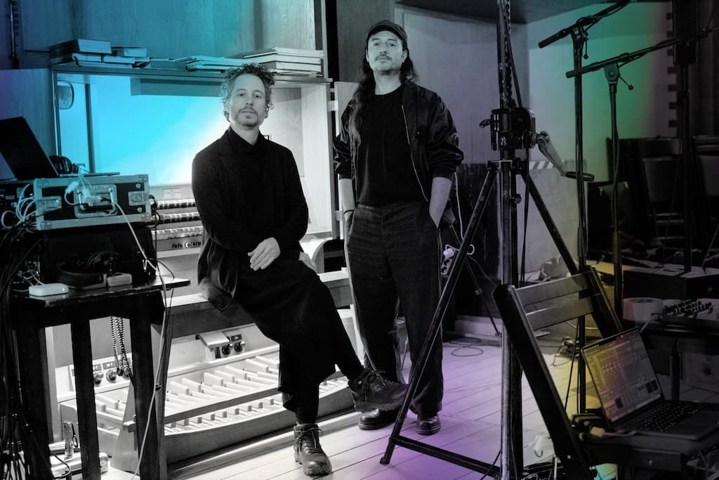 Levitation – Stefan Rusconi & Tobias Preisig