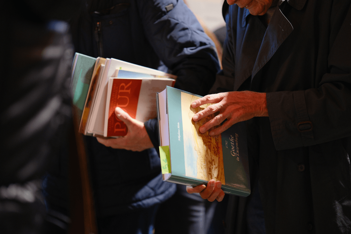 Second Chance – Book drop-off