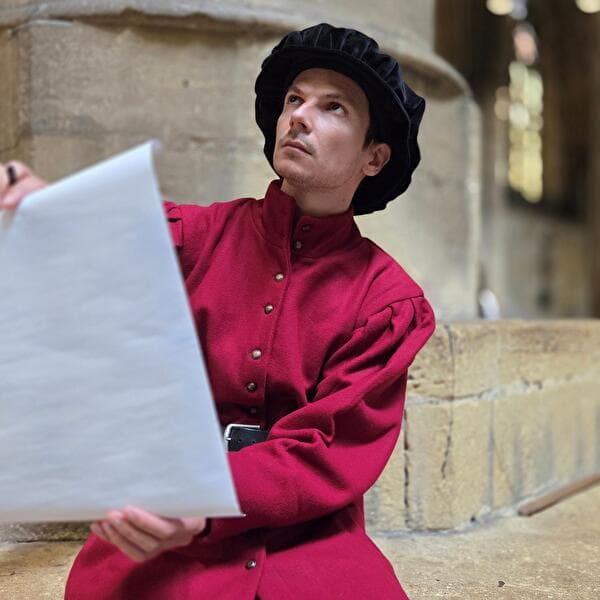 Unusual costumed tour - Cathedral secrets