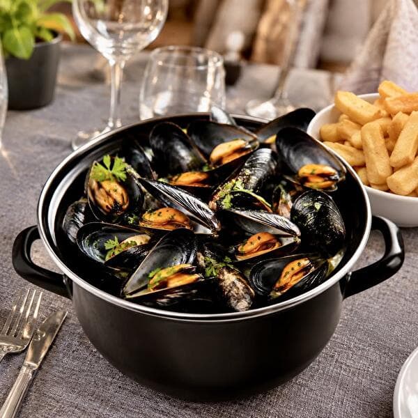 All-you-can-eat mussels