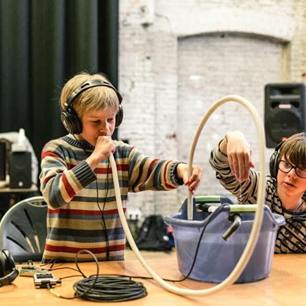 MUSIC | SUMMERCAMP – LAwaBO (EN) / Konschthal