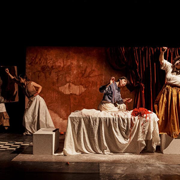 Aux suivantes ! - Théâtre
