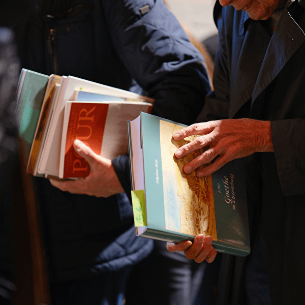 Second Chance – Book drop-off