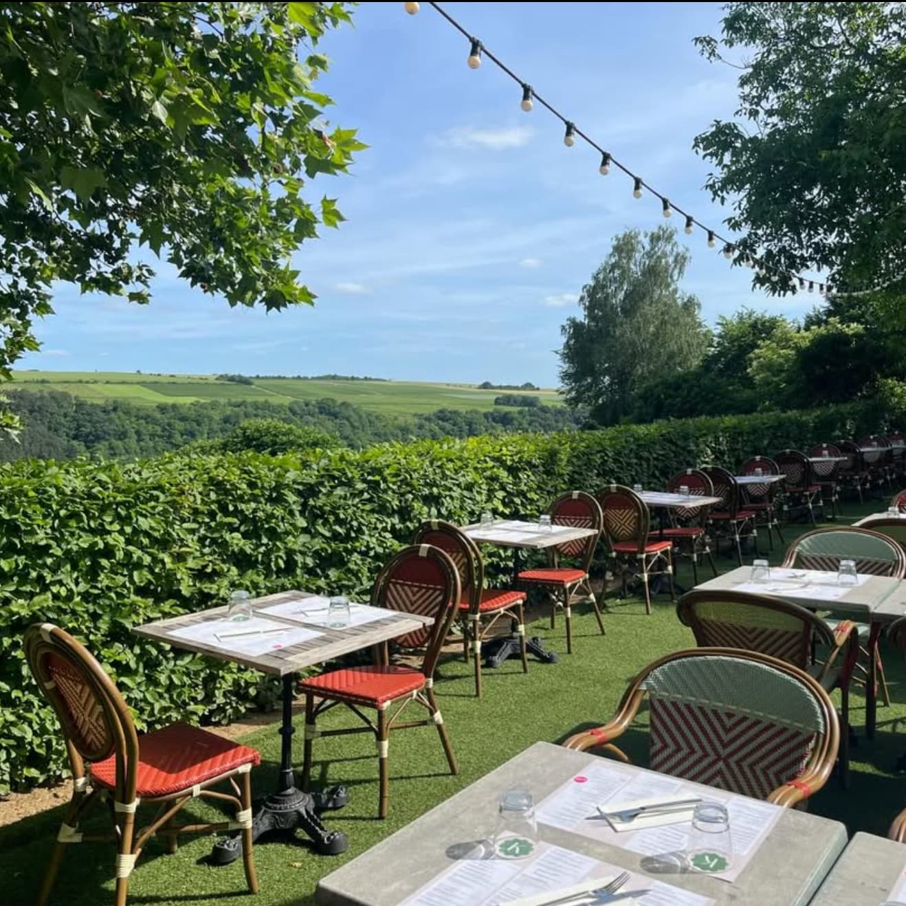 Koeppchen: Luxembourgish specialties and view on the vineyards