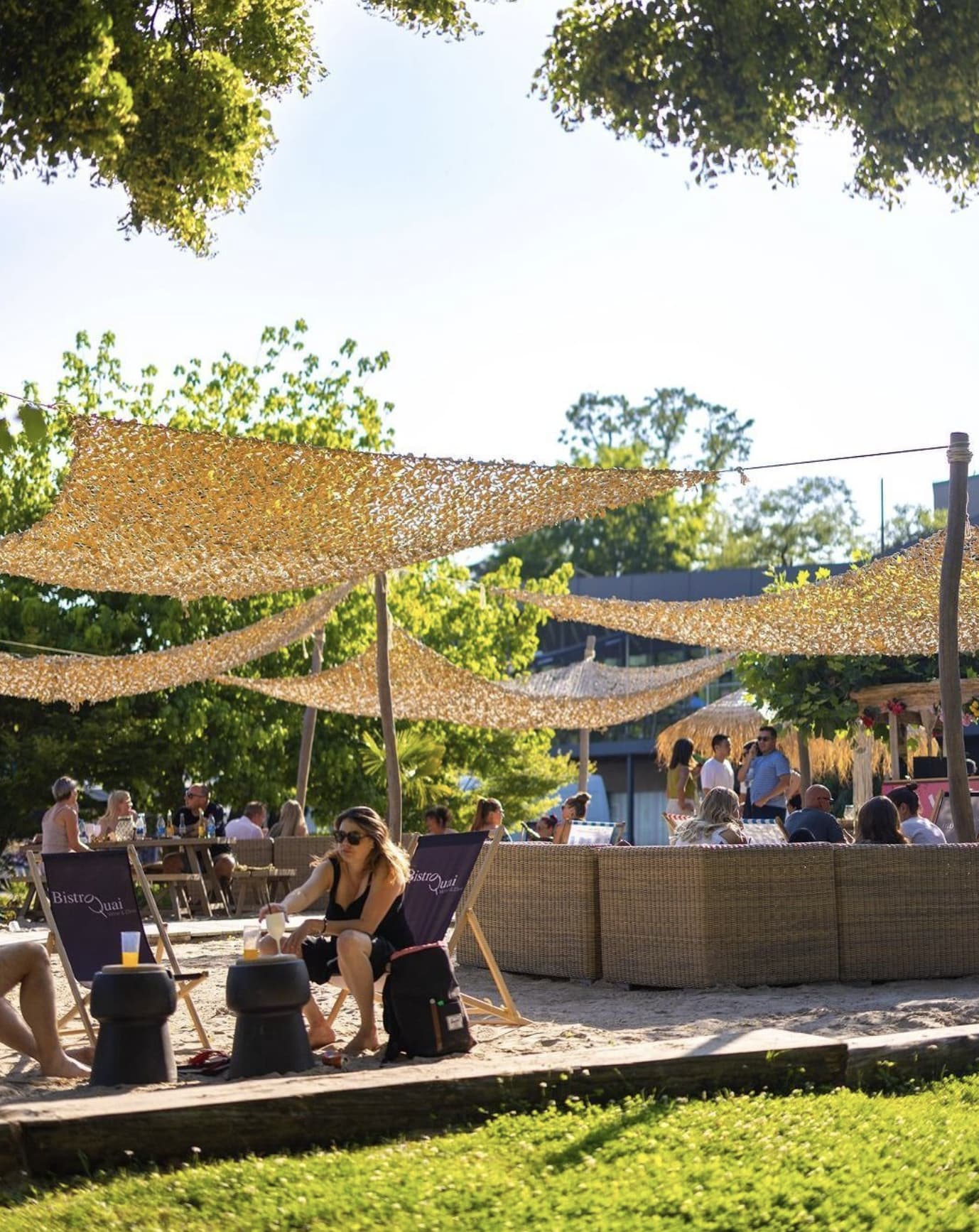 Bistro Quai : une terrasse entre vignes et rivière - 6