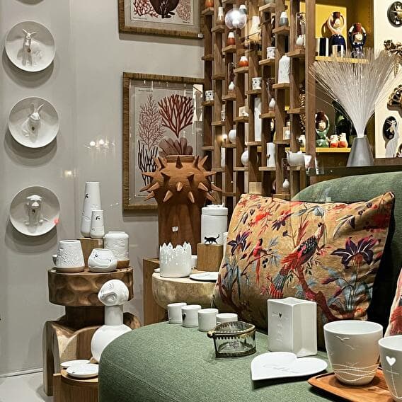The room is full of treasures!