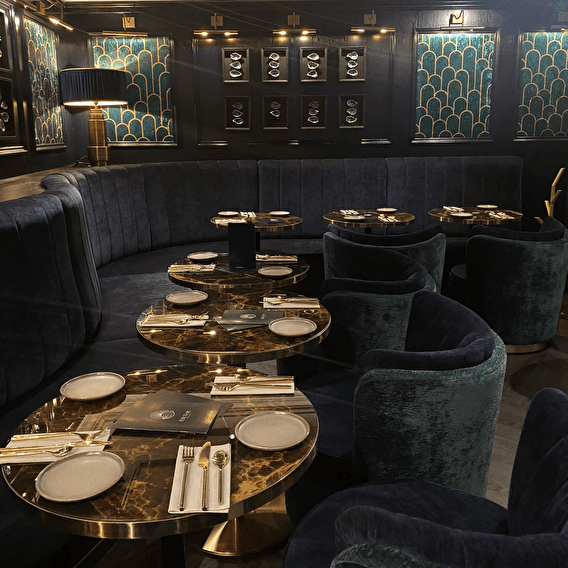 What a gem of a bar!