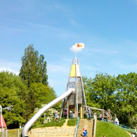 Play and stroll in Parc de Merl