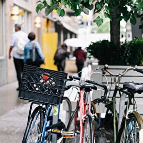 Short ride for kids and parents